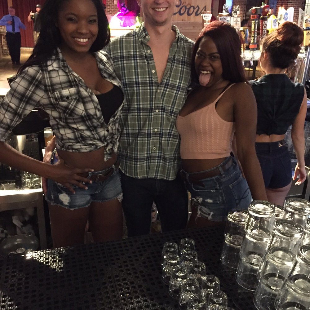 PBR Norfolk - Erica ,Aaron, and Bea - Beer Bar Near Me - Norfolk, Virginia