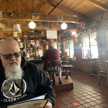 Wagon Wheel Coffee Shop - Breakfast & Brunch Near Me - Carmel, California Wagon Wheel Coffee Shop - Breakfast & Brunch Near Me - Carmel, California