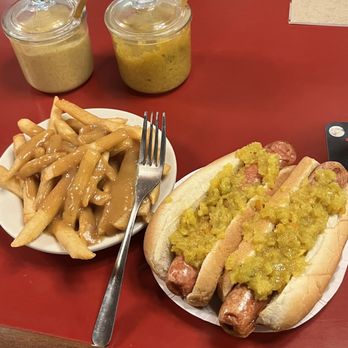 Rutt's Hut - Rippers and Frenchy Gravy - Hot Dogs Near Me - Clifton, New Jersey Rutt's Hut - Rippers and Frenchy Gravy - Hot Dogs Near Me - Clifton, New Jersey