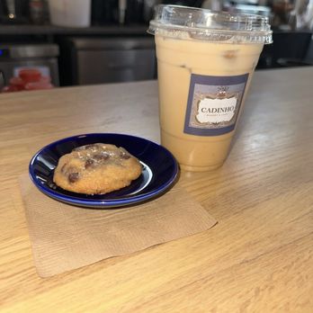 Cadinho Bakery and Cafe - Seasonal Iced Orangemary Latte & Brown Butter Cookie - Bakeries Near Me - Chicago, Illinois