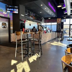 Broadway Hot & Honey Chicken - Counter