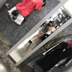 rue21 - Inside the store