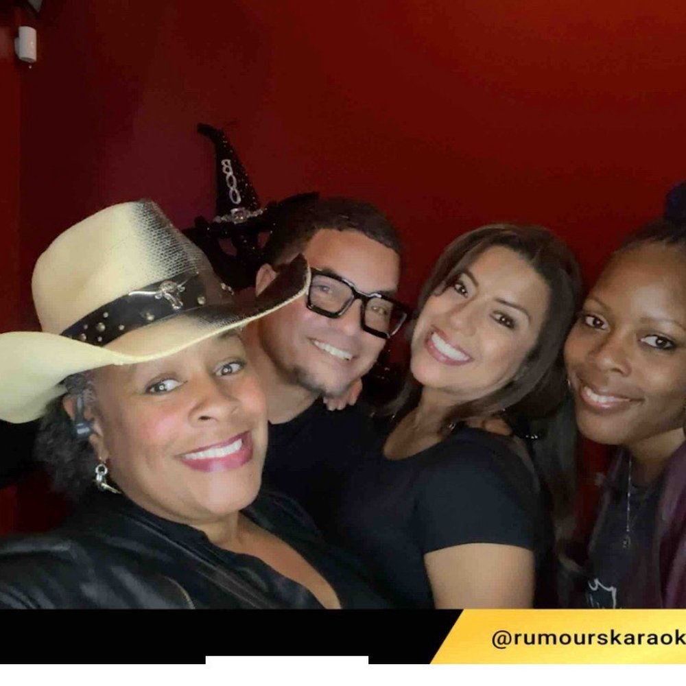 Photo booth time! With the besties and my handsome man! Friends, singing, All The Things! Photo booth time! With the besties and my handsome man! Friends, singing, All The Things!