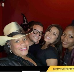 Photo booth time! With the besties and my handsome man! Friends, singing, All The Things!