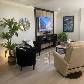 Look Wow Builders - Living room - General Contractors Near Me - Newport Beach, California Look Wow Builders - Living room - General Contractors Near Me - Newport Beach, California