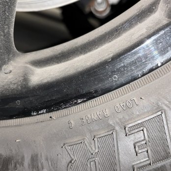 Pit Stop Wheel Repair - Before - Wheel & Rim Repair Near Me - Los Angeles, California