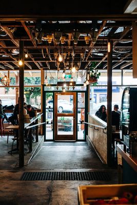 Trader & Co. Cafe by null