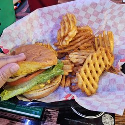 Little Busters - All American burger