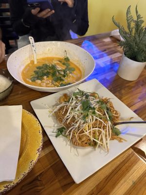 Woody's Thai Kitchen by null