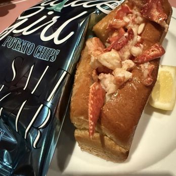 Saltie Girl - New England Lobster Roll - Seafood Near Me - Boston, Massachusetts Saltie Girl - New England Lobster Roll - Seafood Near Me - Boston, Massachusetts