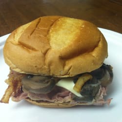 Roast Beef w Mushrooms & Cheddar & onions
