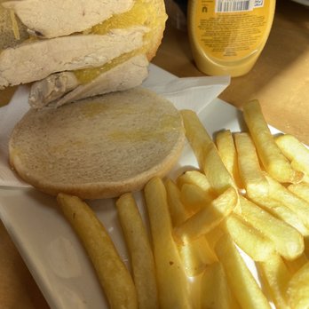 Riverside Coffee Shop - Restaurants Near Me - Sneem, Kentucky