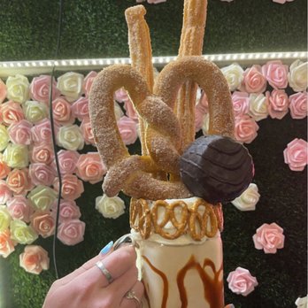 La Crepe Og Gourmet - freak shake - Creperies Near Me - Ogden, Utah