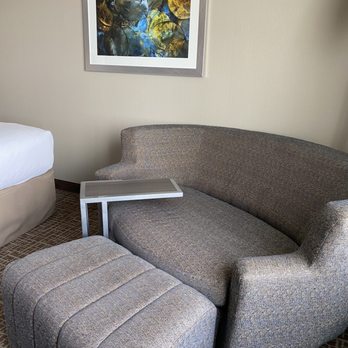 Courtyard by Marriott Tacoma Downtown - Hotels Near Me - Tacoma, Washington