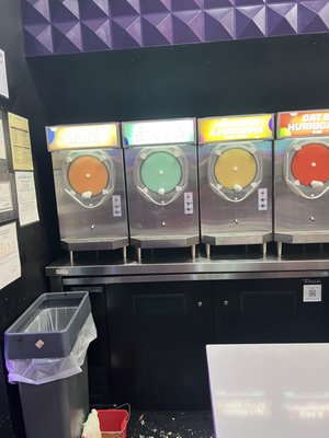 FAT TUESDAY - 19 Photos - 8 S Main St, Memphis, Tennessee - Cocktail