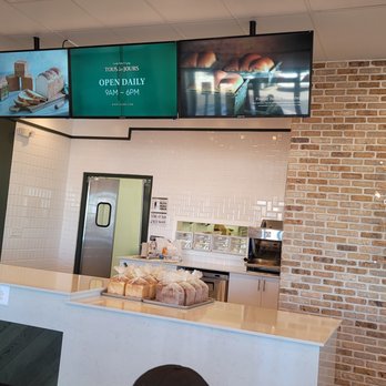 Tous Les Jours - Bakeries Near Me - Aurora, Colorado