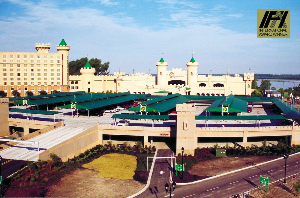 PARASOL AWNINGS LLC Updated October 2024 14 Photos 4834 Hickory