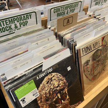 Breakaway Records - Vinyl Records Near Me - Austin, Texas