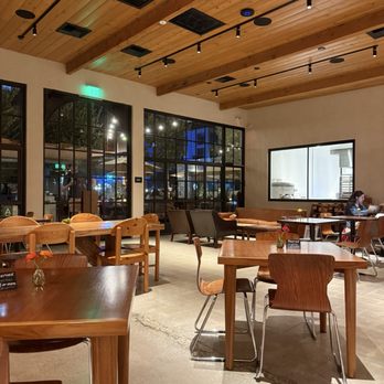 Boul'ange - Ambiance - Pizza Near Me - Los Angeles, California