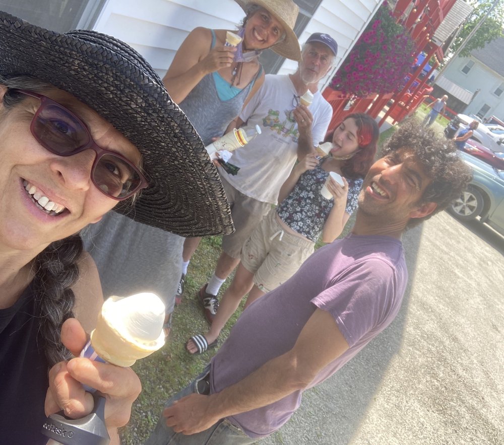 MEADOW ICE CREAM & SEAFOOD Updated July 2024 15 Photos & 10 Reviews