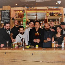 The Grizzly Pub - Grizzly Team 2016/2017
