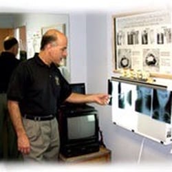 Long Beach Chiropractic - Dr. Leo
