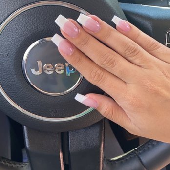 Chloe Nails Lounge - Nail Salons Near Me - Lafayette, California