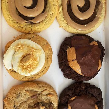 Crumbl - Oaks - Cookie Assortment - Bakeries Near Me - Phoenixville, Pennsylvania Crumbl - Oaks - Cookie Assortment - Bakeries Near Me - Phoenixville, Pennsylvania