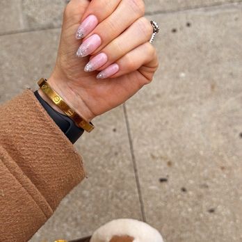 Nailacarte - Streeterville - Perfect nails done by Hannah - Nail Salons Near Me - Chicago, Illinois Nailacarte - Streeterville - Perfect nails done by Hannah - Nail Salons Near Me - Chicago, Illinois