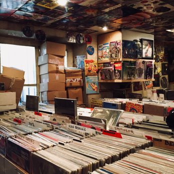 Monster Mélodies - Stacks - Vinyl Records Near Me - Paris, 75 Monster Mélodies - Stacks - Vinyl Records Near Me - Paris, 75