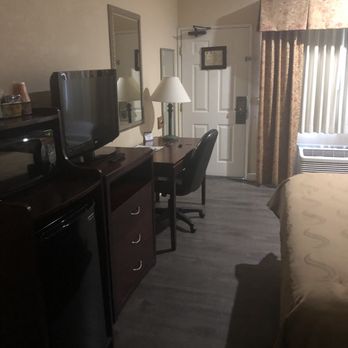 Quality Inn Temecula Valley Wine Country - Room - Hotels Near Me - Temecula, California Quality Inn Temecula Valley Wine Country - Room - Hotels Near Me - Temecula, California