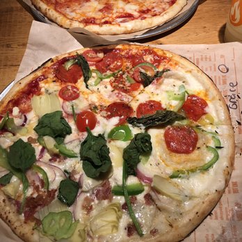 Blaze Pizza - Salad Near Me - Teterboro, New Jersey Blaze Pizza - Salad Near Me - Teterboro, New Jersey