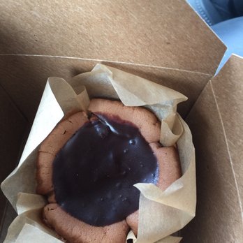 Raintree Bakery Coffeehouse - Chocolate cheesecake - Bakeries Near Me - Honolulu, Hawaii Raintree Bakery Coffeehouse - Chocolate cheesecake - Bakeries Near Me - Honolulu, Hawaii