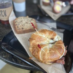 Black Café - Breakfast Sandwich