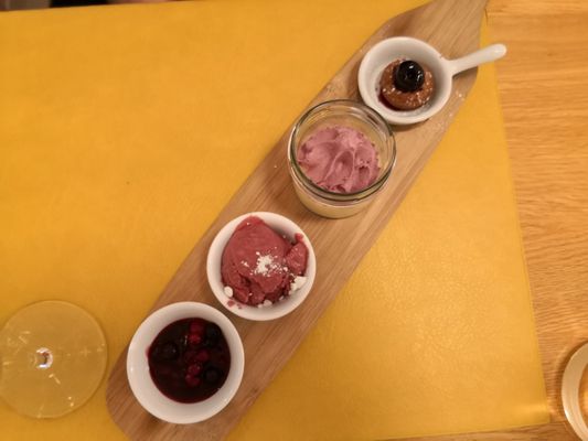 Das Esszimmer - essen macht glücklich by null