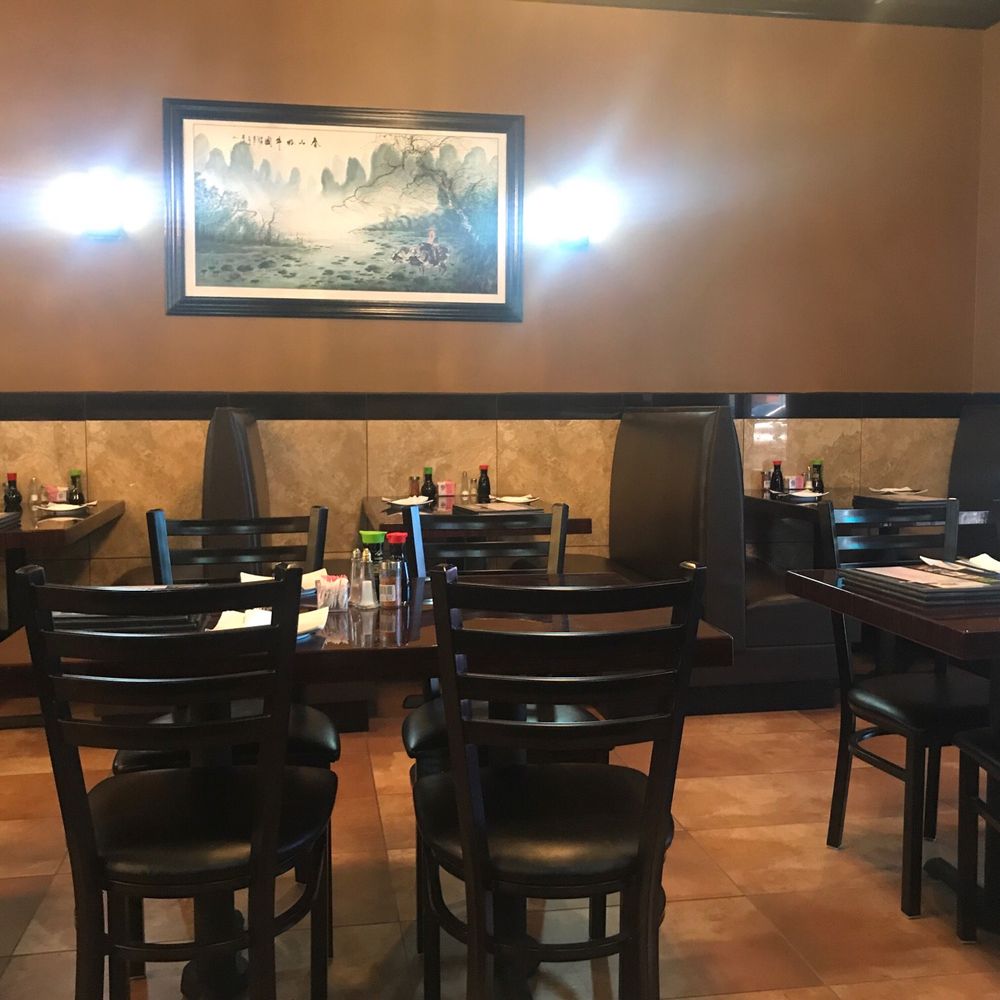 Sushi Lin - Interior - pleasant - Sushi Bars Near Me - Green Valley, Arizona