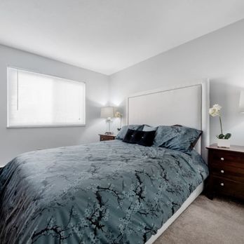 Weeping Cherry Village - Model Bedroom - Apartments Near Me - Broadview Heights, Ohio Weeping Cherry Village - Model Bedroom - Apartments Near Me - Broadview Heights, Ohio
