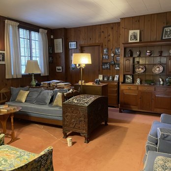 Eleanor Roosevelt Center At Val Kill - Landmarks & Historical Buildings Near Me - Hyde Park, New York Eleanor Roosevelt Center At Val Kill - Landmarks & Historical Buildings Near Me - Hyde Park, New York
