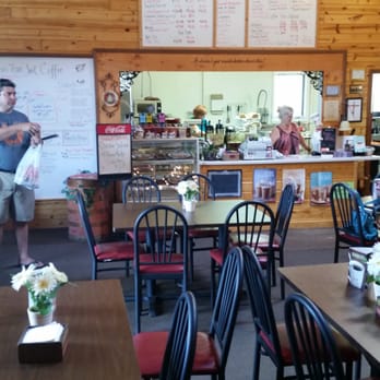 Higher Grounds - the interior of a restaurant - Coffee & Tea Near Me - Fergus Falls, Minnesota