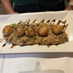 Scallops on mushroom risotto Scallops on mushroom risotto