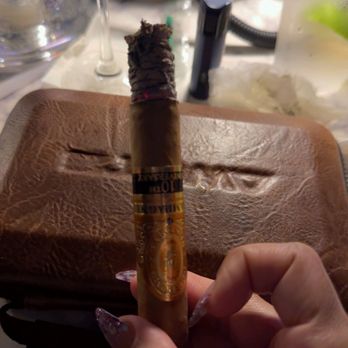 Urban Smoke - Great Perdomo Cigar!! - Cigar Bars Near Me - Houston, Texas Urban Smoke - Great Perdomo Cigar!! - Cigar Bars Near Me - Houston, Texas