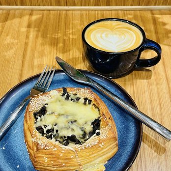 Moonwake Coffee Roasters - Beautiful. Good tasting beverages and pastries here. - Coffee Roasteries Near Me - San Jose, California Moonwake Coffee Roasters - Beautiful. Good tasting beverages and pastries here. - Coffee Roasteries Near Me - San Jose, California