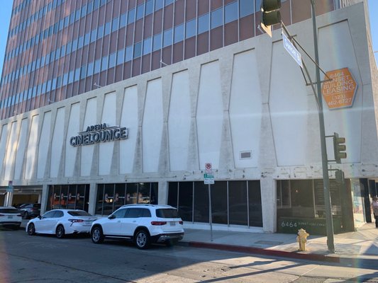 Cinelounge Sunset by null