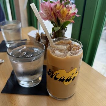 Madi - Cinnamon coffee latte - Breakfast & Brunch Near Me - San Diego, California Madi - Cinnamon coffee latte - Breakfast & Brunch Near Me - San Diego, California