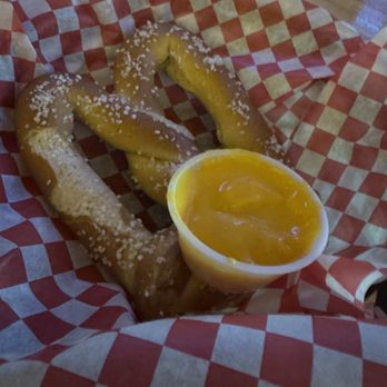 Hermann's Rest-A-While - Sports Bars Near Me - Port Barrington, Illinois