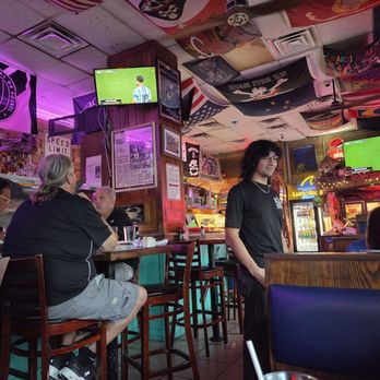 The Fish House - Inside - Seafood Near Me - Miami, Florida The Fish House - Inside - Seafood Near Me - Miami, Florida