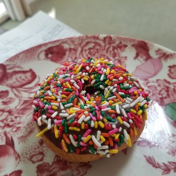 King's Donuts - A tasty sprinkle donut - Donuts Near Me - Concord, California King's Donuts - A tasty sprinkle donut - Donuts Near Me - Concord, California