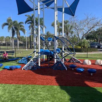 Fleischmann Park - Parks Near Me - Naples, Florida