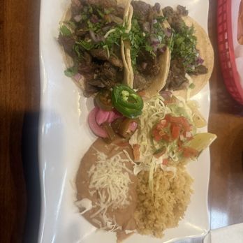 La Bonita's - 3 Carne Asada Bonita Tacos - Mexican Near Me - Palm Springs, California