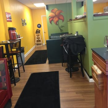 Portia's Cafe - seating area - Vegan Near Me - Columbus, Ohio Portia's Cafe - seating area - Vegan Near Me - Columbus, Ohio